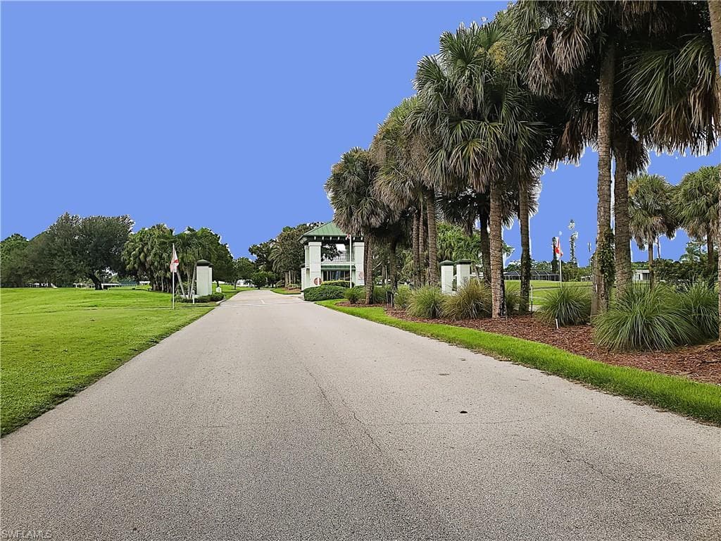 19400 Pony LN, NORTH FORT MYERS FL 33903-47
