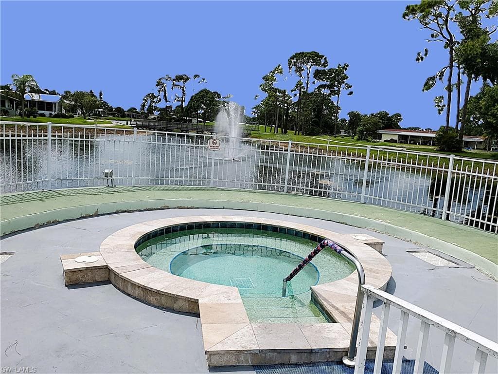 19400 Pony LN, NORTH FORT MYERS FL 33903-30