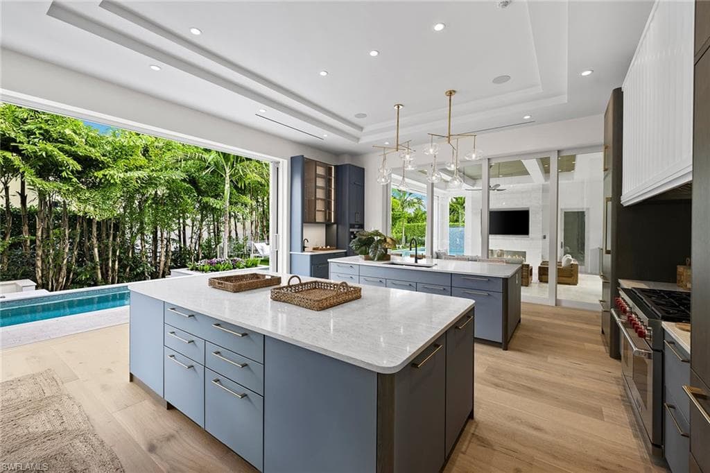 2131 Marina DR, NAPLES FL 34102-12