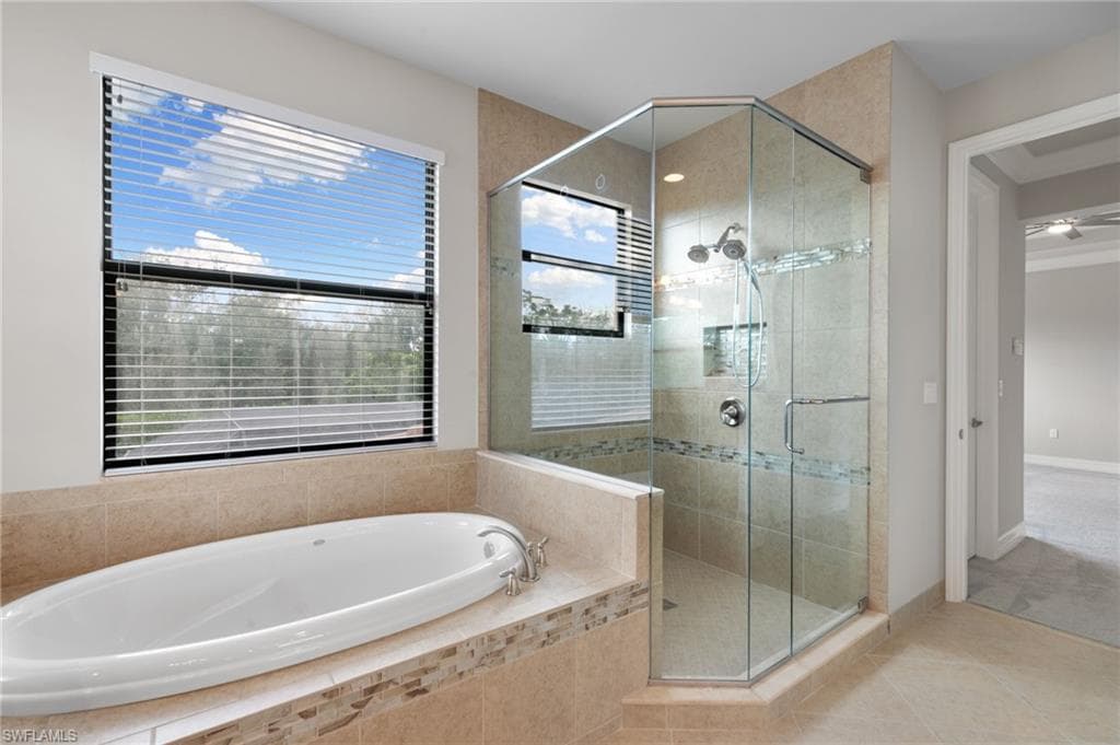 4384 Aurora ST, NAPLES FL 34119-22