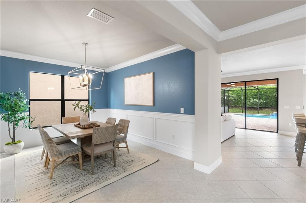 4384 Aurora ST, NAPLES FL 34119-7