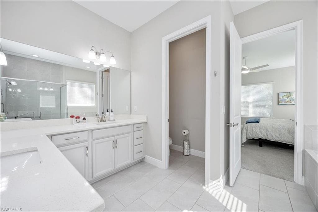 3845 Helmsman DR, NAPLES FL 34120-21