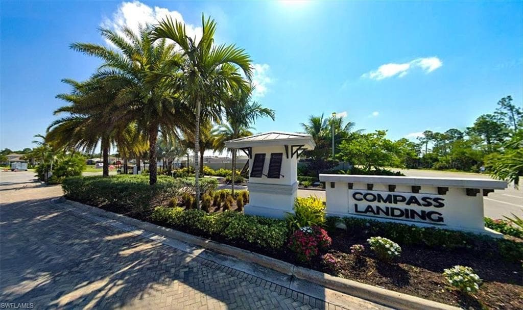 3845 Helmsman DR, NAPLES FL 34120-40