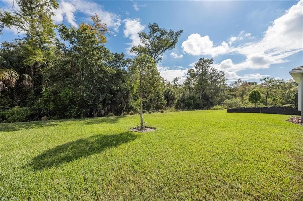 3845 Helmsman DR, NAPLES FL 34120-36