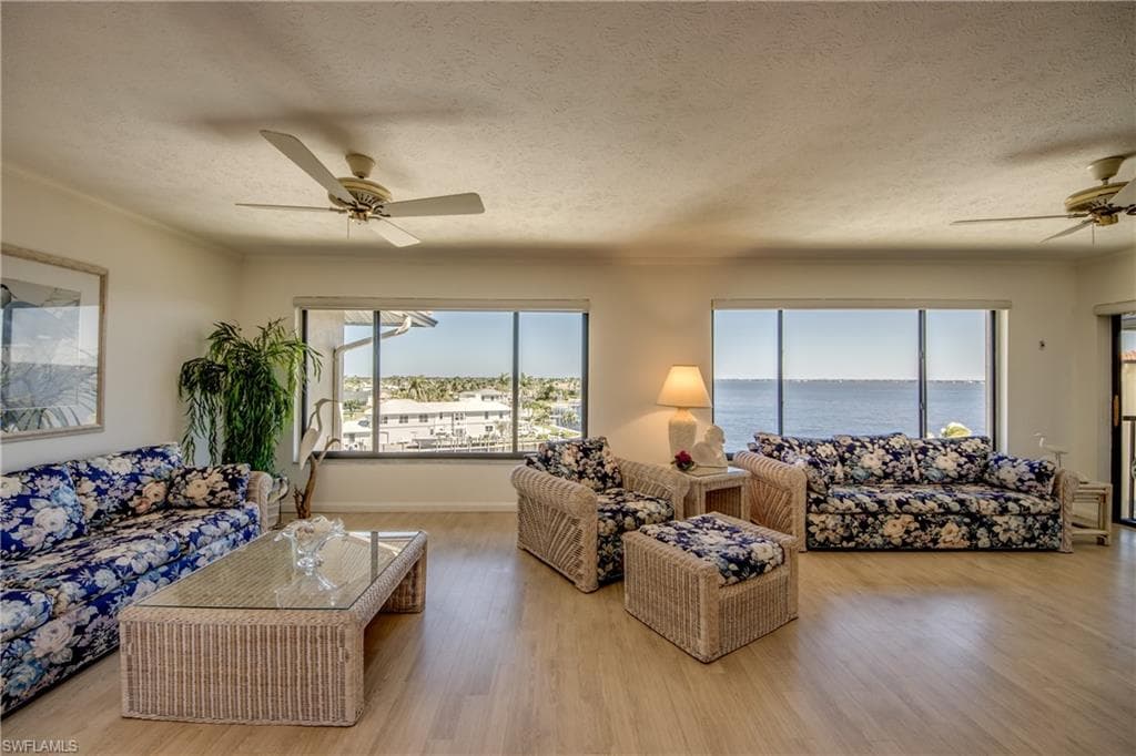 4013 SE 20th PL # 505, CAPE CORAL FL 33904-18