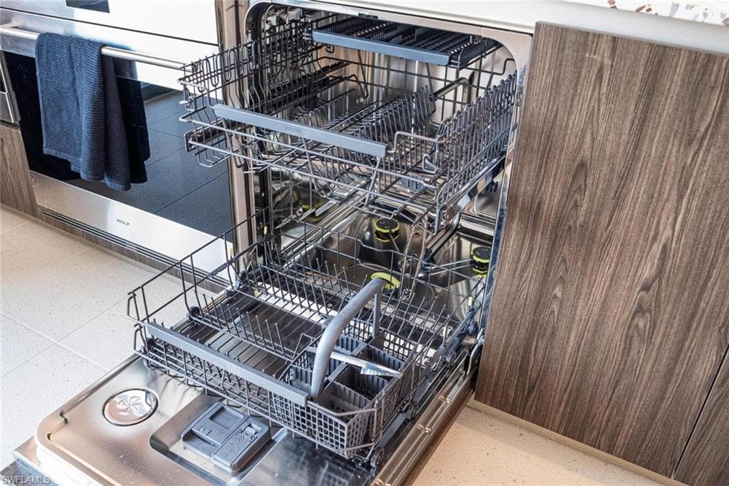 159 NE 6th ST # 5101, MIAMI FL 33132-21