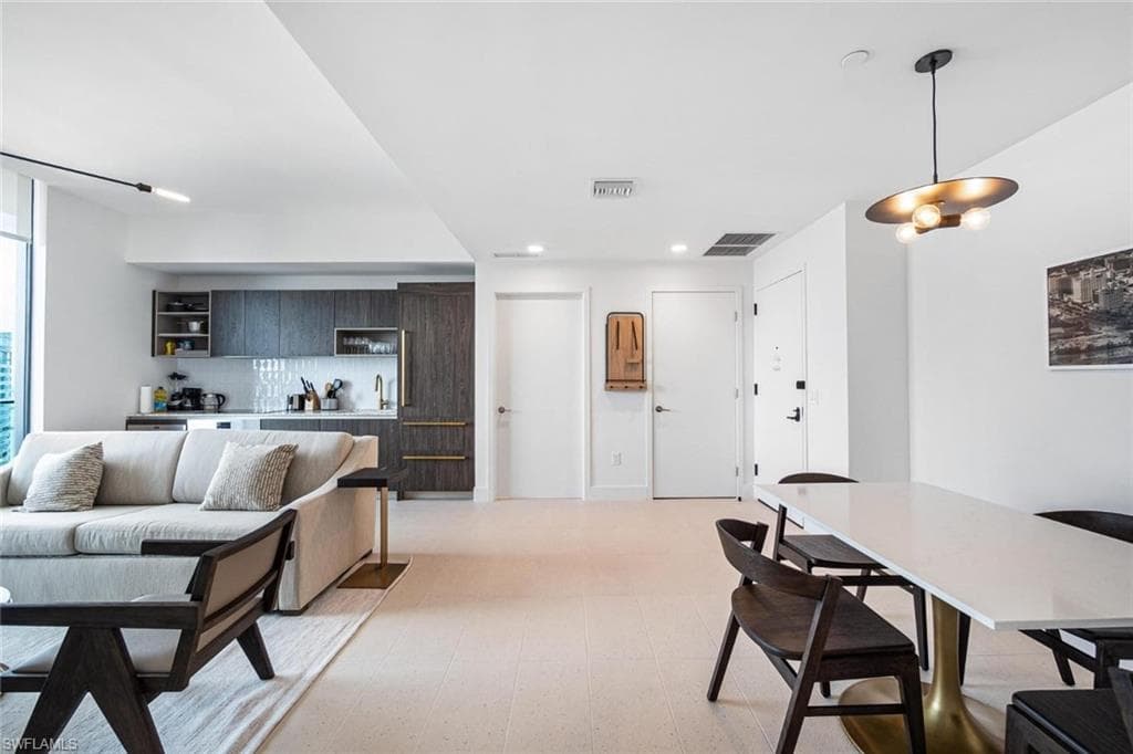 159 NE 6th ST # 5101, MIAMI FL 33132-6