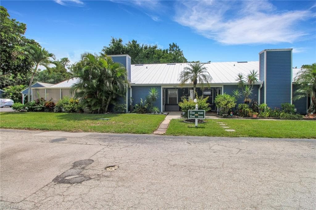 3342 Timberwood CIR, NAPLES FL 34105-1