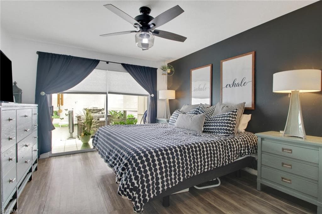 3342 Timberwood CIR, NAPLES FL 34105-15