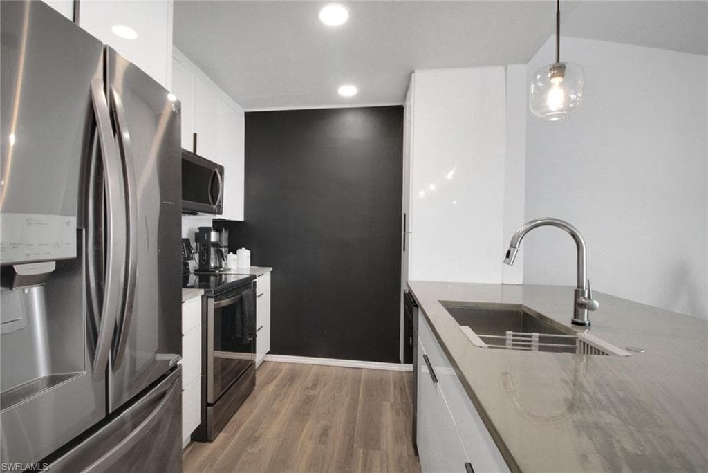 3342 Timberwood CIR, NAPLES FL 34105-11