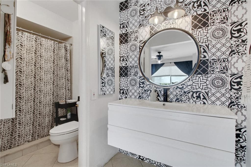 3342 Timberwood CIR, NAPLES FL 34105-17