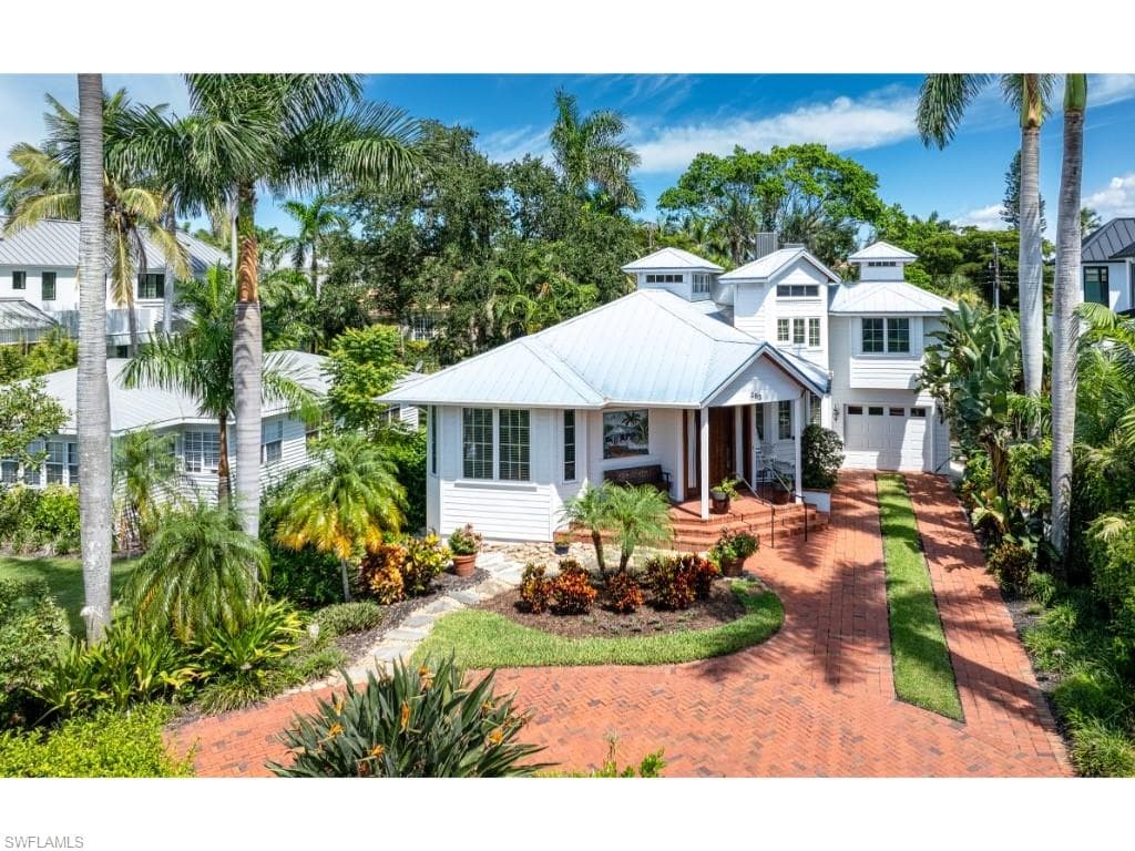 263 10th AVE S, NAPLES FL 34102-16