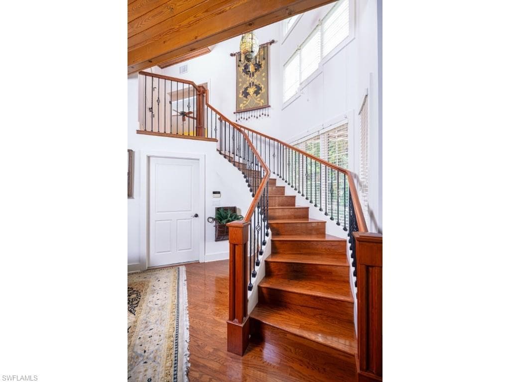 263 10th AVE S, NAPLES FL 34102-4