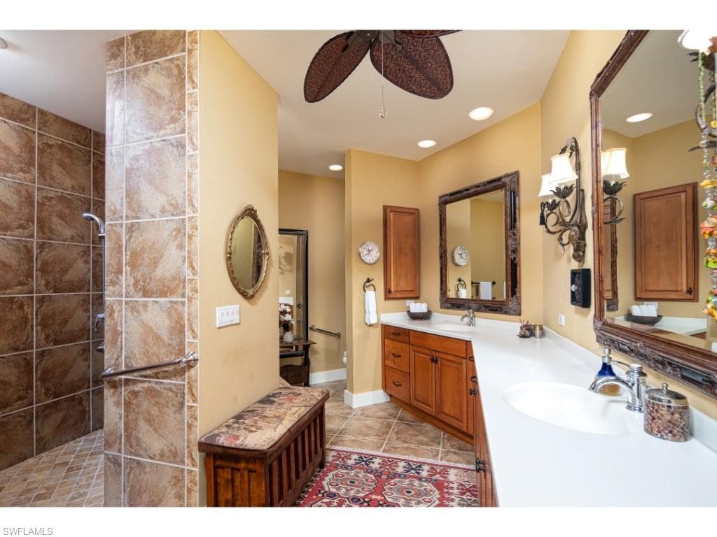 263 10th AVE S, NAPLES FL 34102-7
