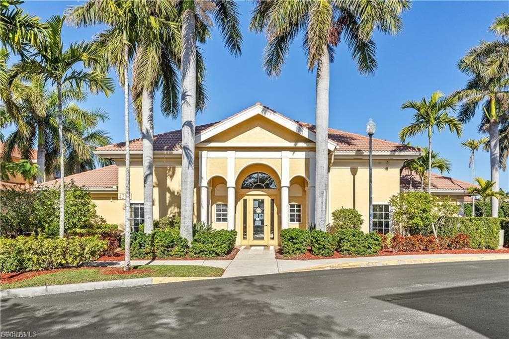 4281 Bellasol CIR # 2323, FORT MYERS FL 33916-1