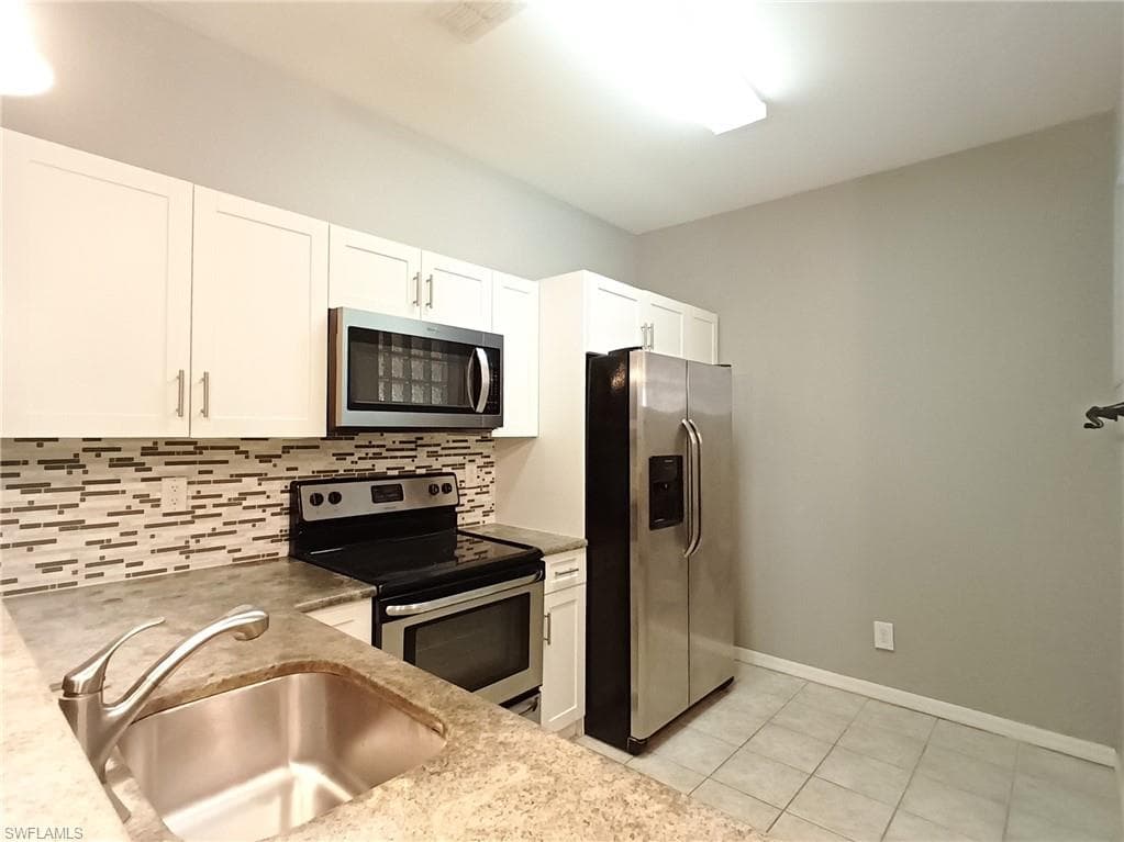 4281 Bellasol CIR # 2323, FORT MYERS FL 33916-3