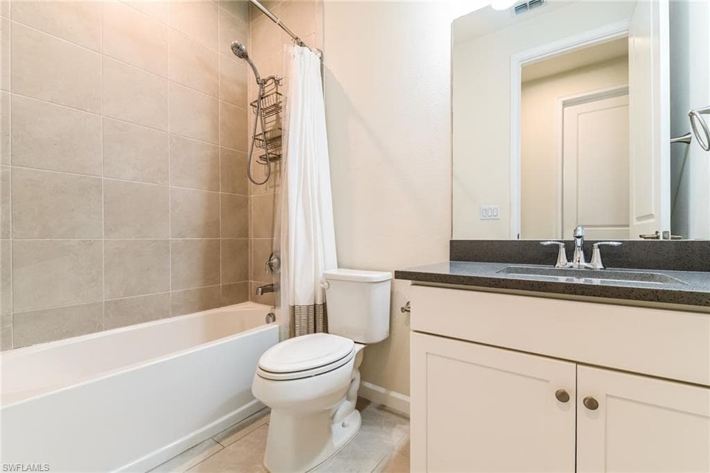 4721 Arboretum CIR # 201, NAPLES FL 34112-15