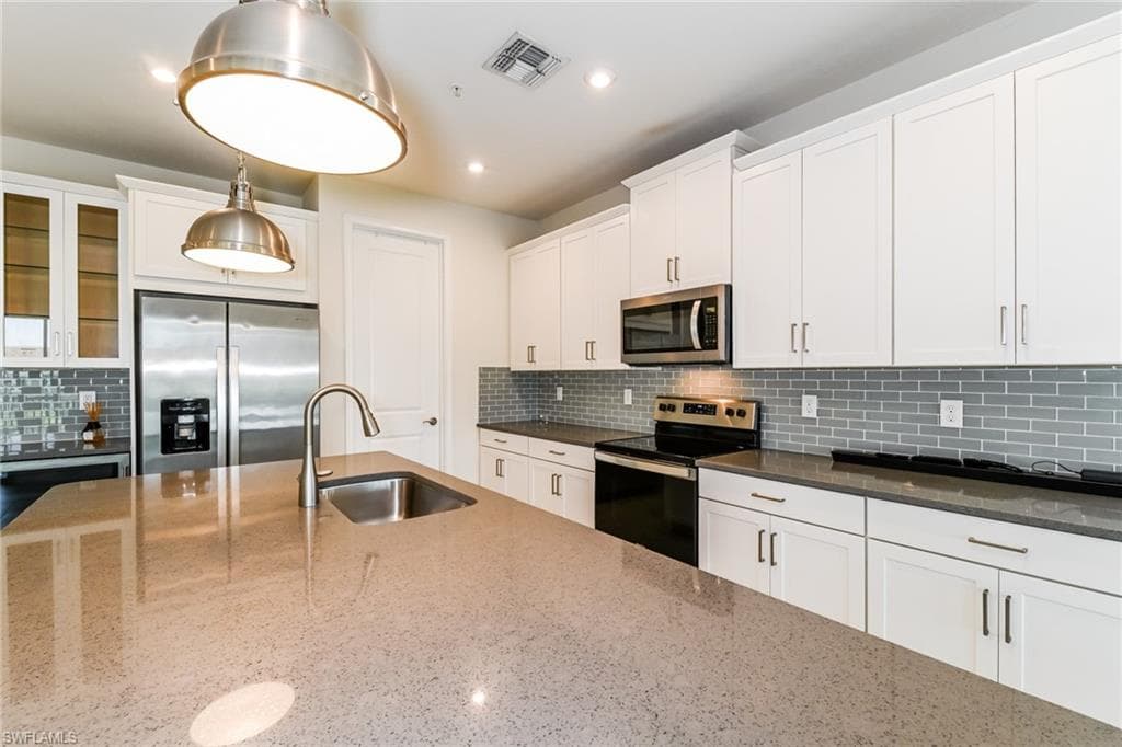 4721 Arboretum CIR # 201, NAPLES FL 34112-6