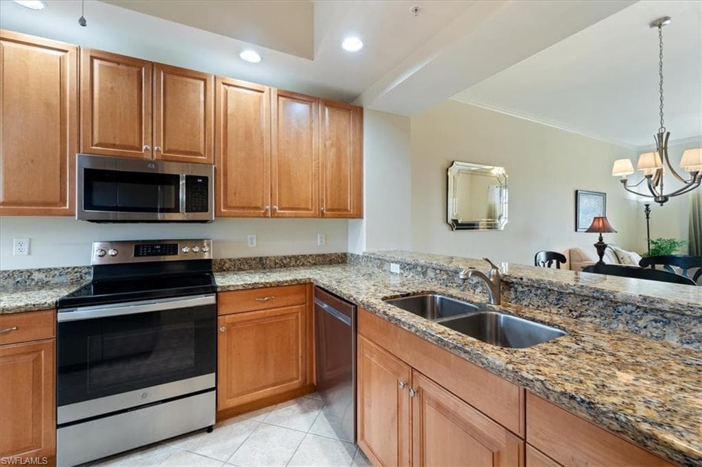 5068 Annunciation CIR # 4302, IMMOKALEE FL 34142-8