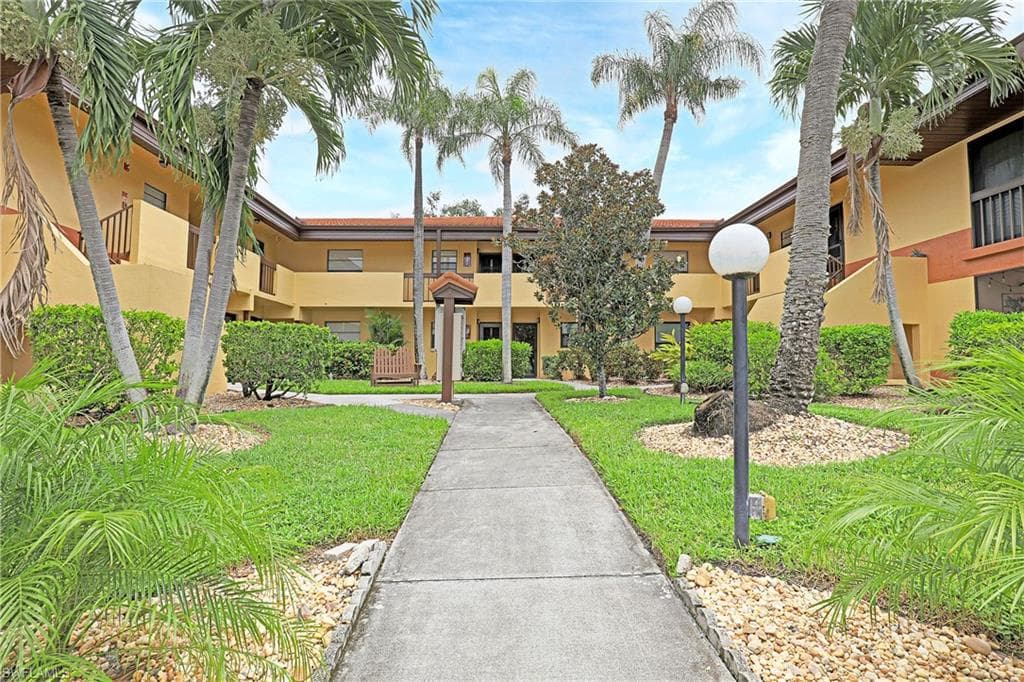 6120 Whiskey Creek DR # 409, FORT MYERS FL 33919-1