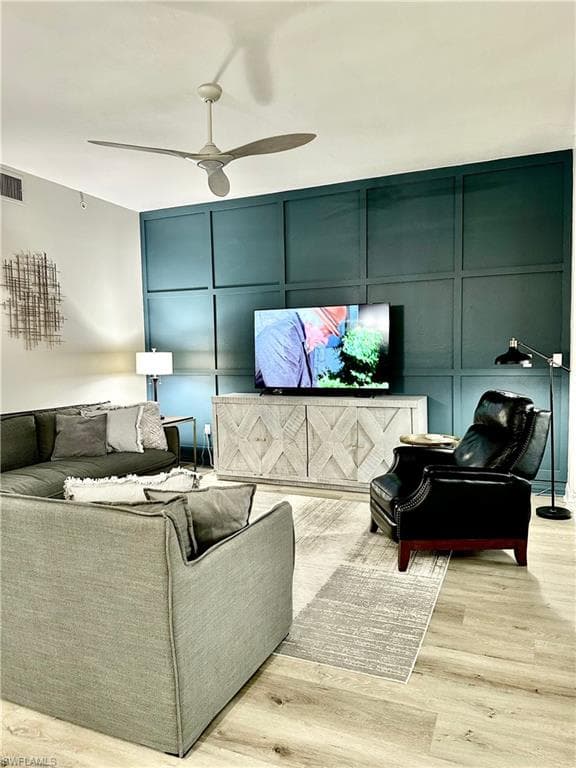 410 Bayfront PL # 2503, NAPLES FL 34102-2