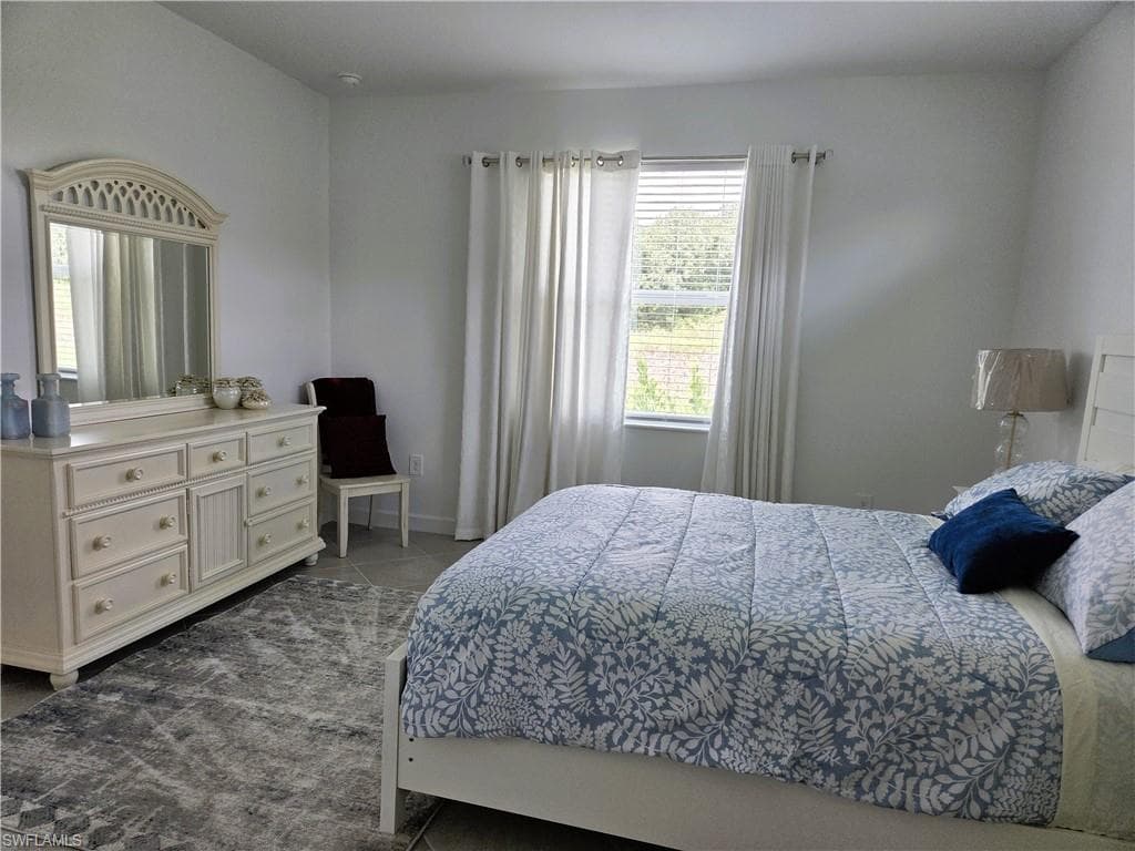 20683 Hazelnut CT, LEHIGH ACRES FL 33936-9