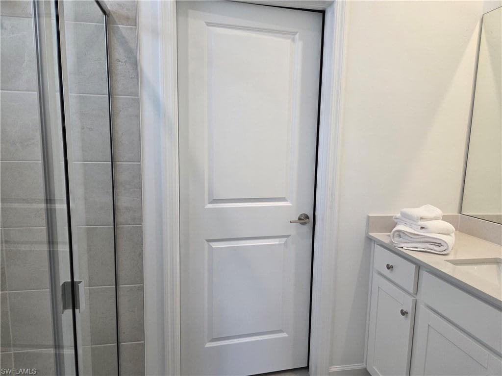 20683 Hazelnut CT, LEHIGH ACRES FL 33936-13