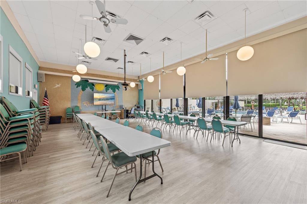 16 San Remo CIR, NAPLES FL 34112-31