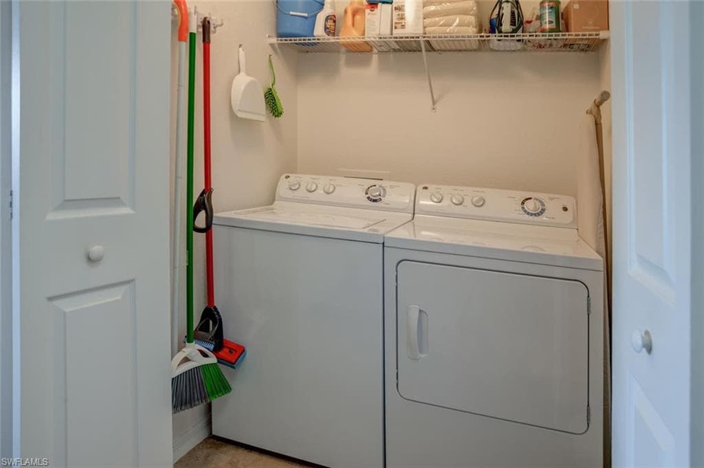 9731 Acqua CT # 523, NAPLES FL 34113-16