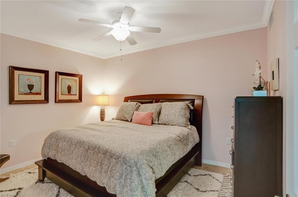 9731 Acqua CT # 523, NAPLES FL 34113-10