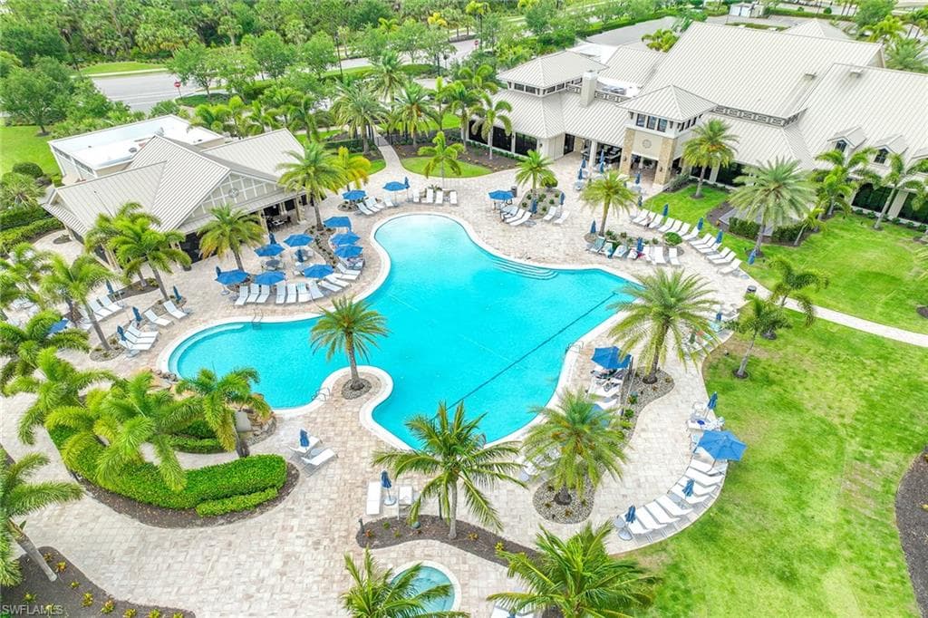 7638 Jacaranda LN, NAPLES FL 34114-2