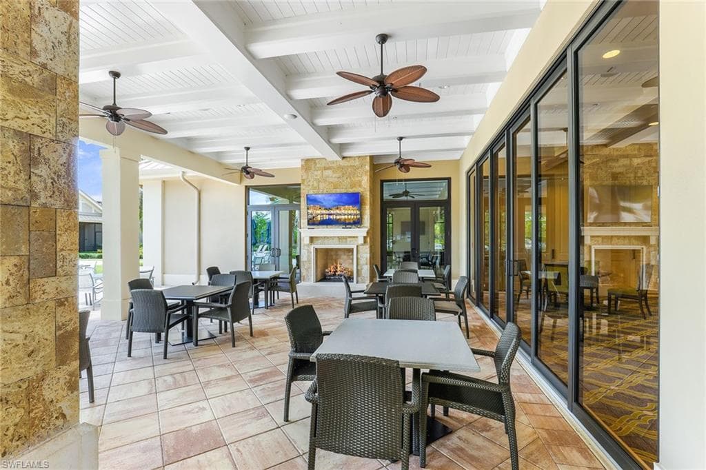 7638 Jacaranda LN, NAPLES FL 34114-33