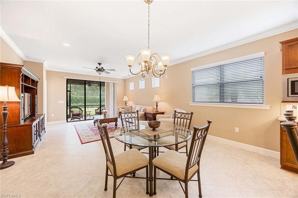 7638 Jacaranda LN, NAPLES FL 34114-18