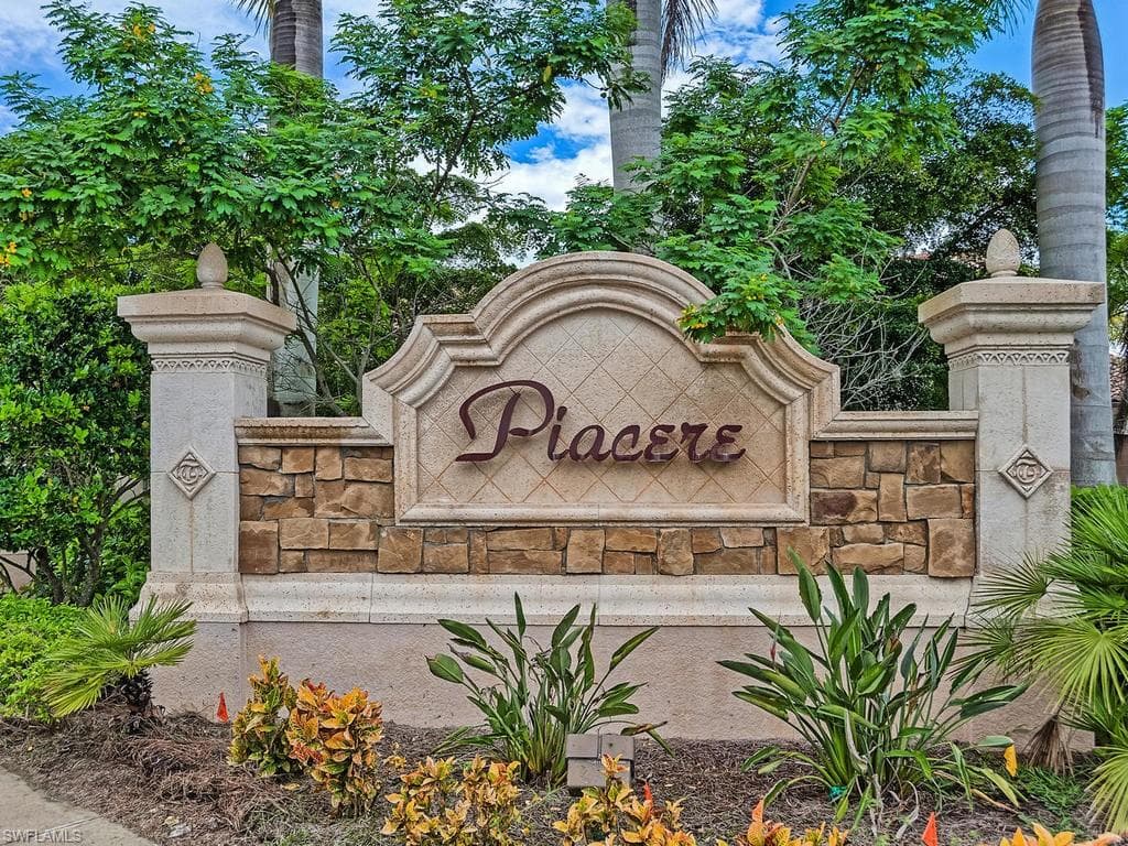 9491 Piacere WAY, NAPLES FL 34113-2
