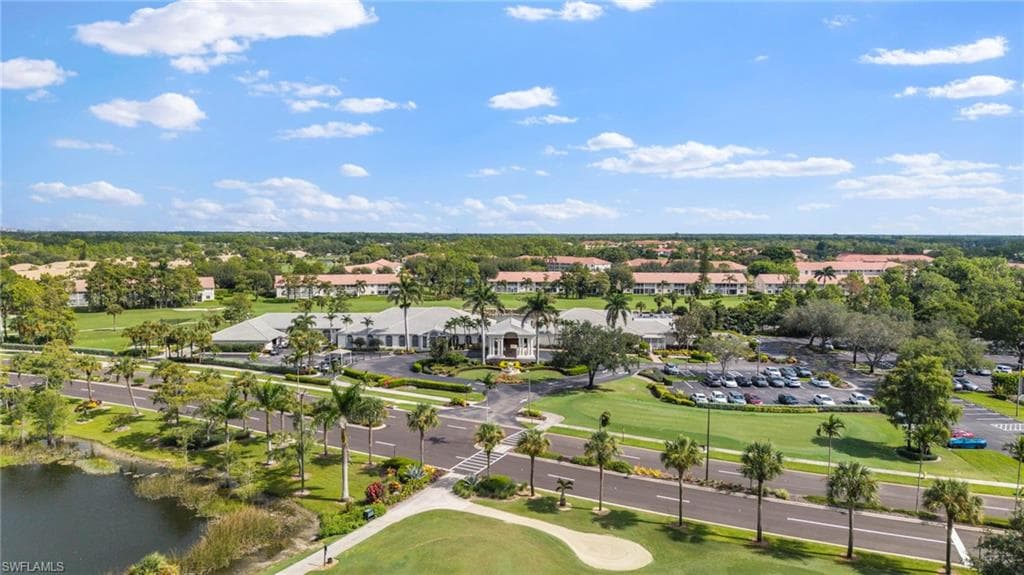 5801 Lago Villaggio WAY, NAPLES FL 34104-17