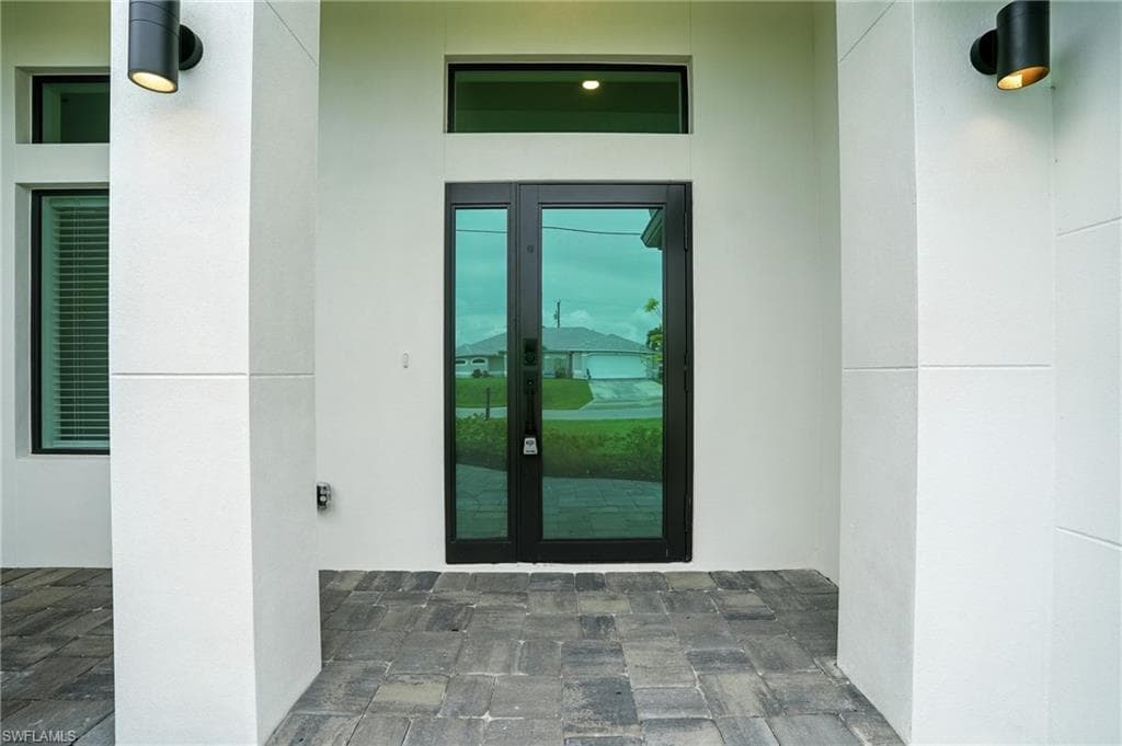 2216 SW 4th AVE, CAPE CORAL FL 33991-6