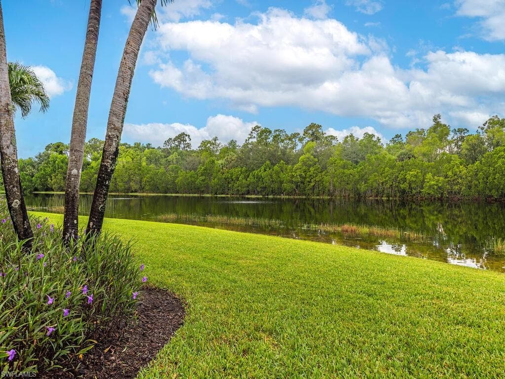 1749 Supreme CT, NAPLES FL 34110-17