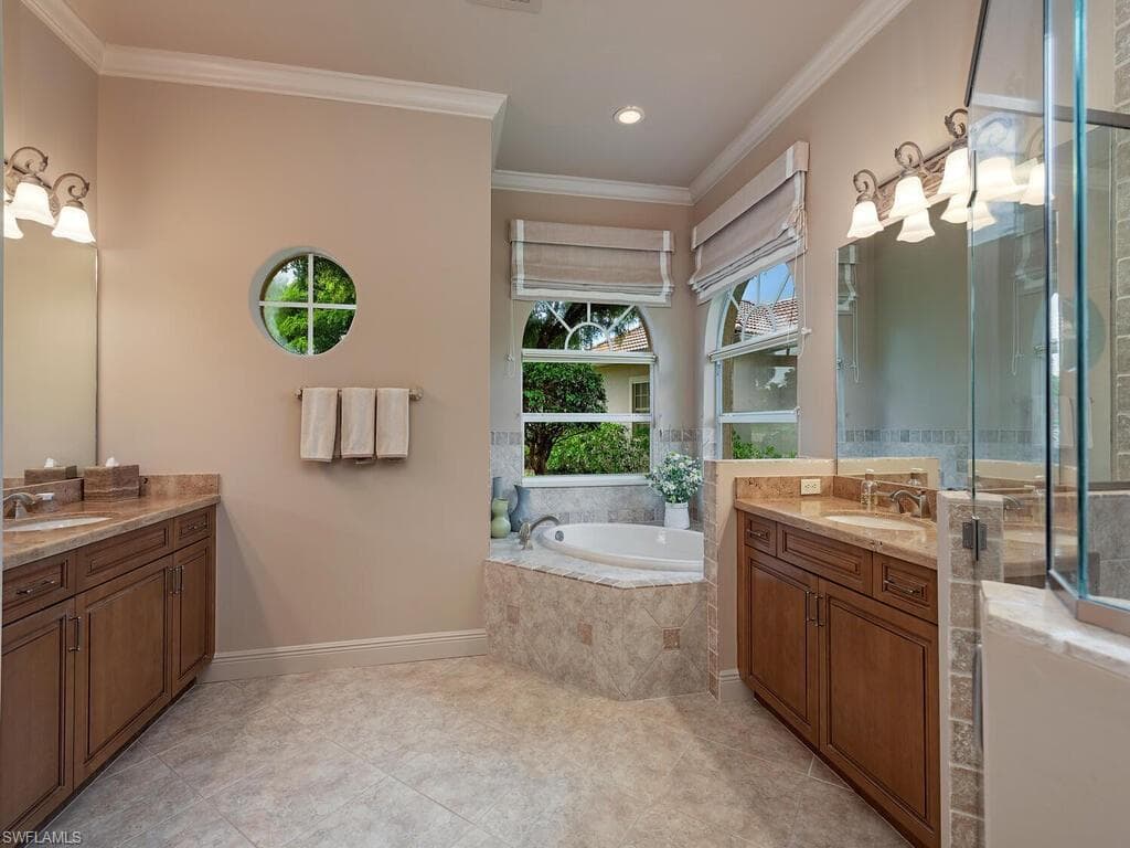 1749 Supreme CT, NAPLES FL 34110-7