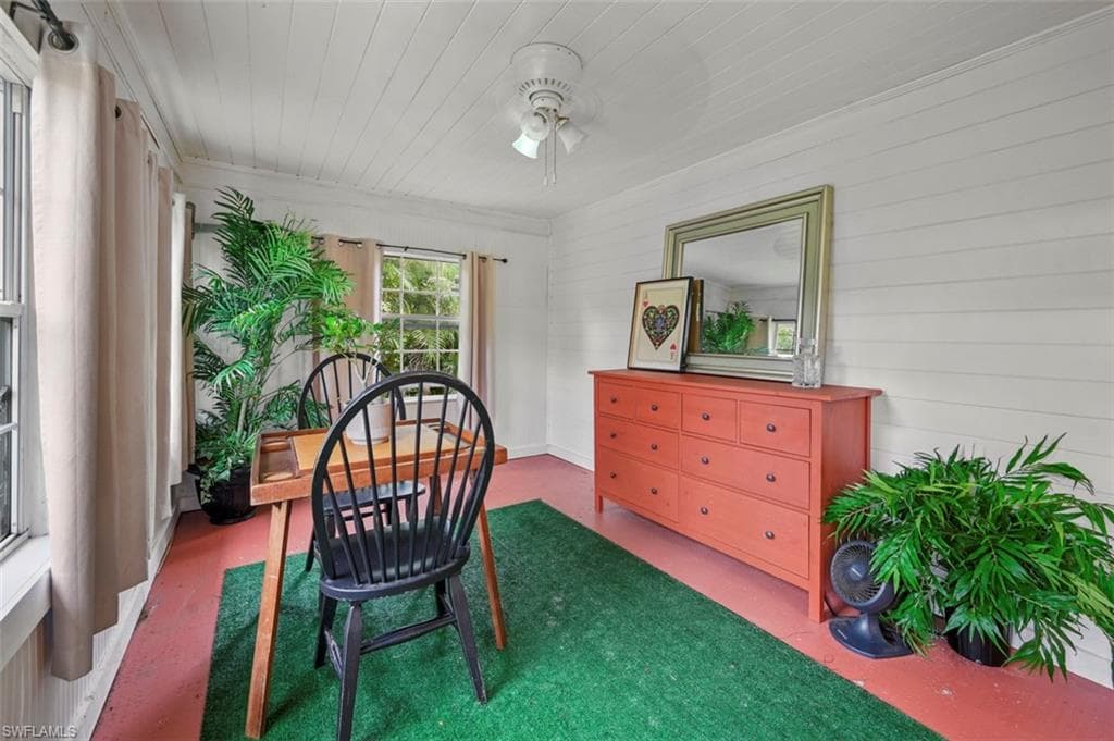 4302 Parrot AVE, NAPLES FL 34104-16