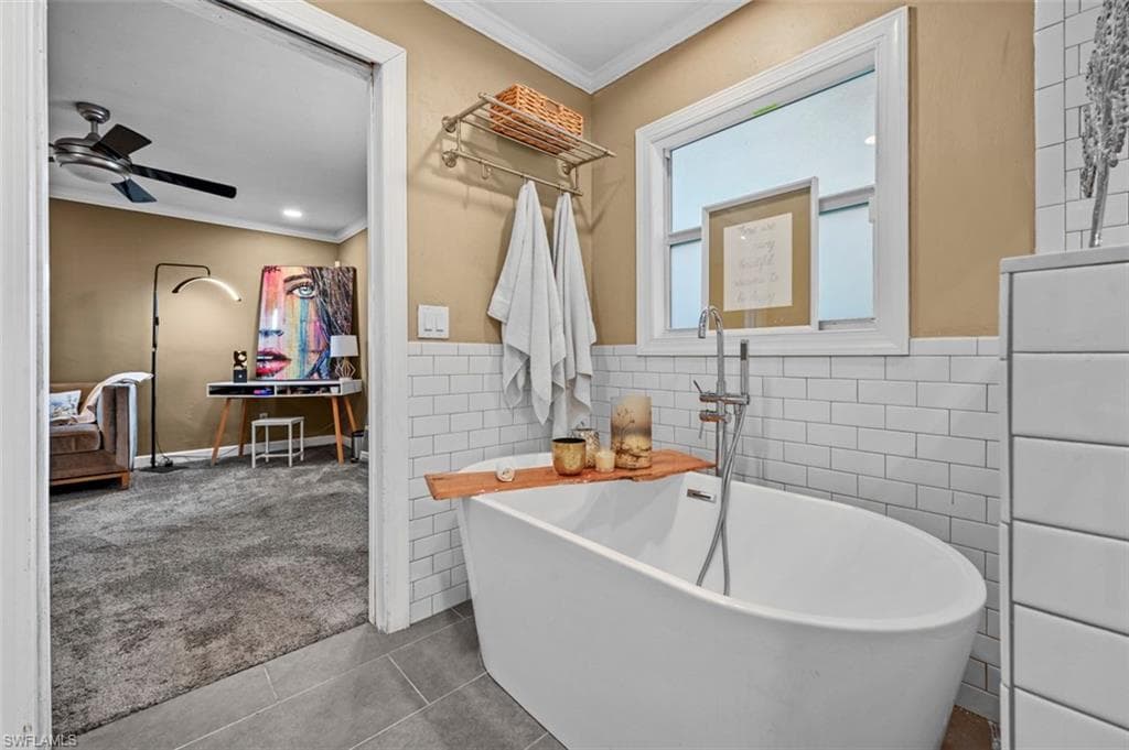 4302 Parrot AVE, NAPLES FL 34104-21