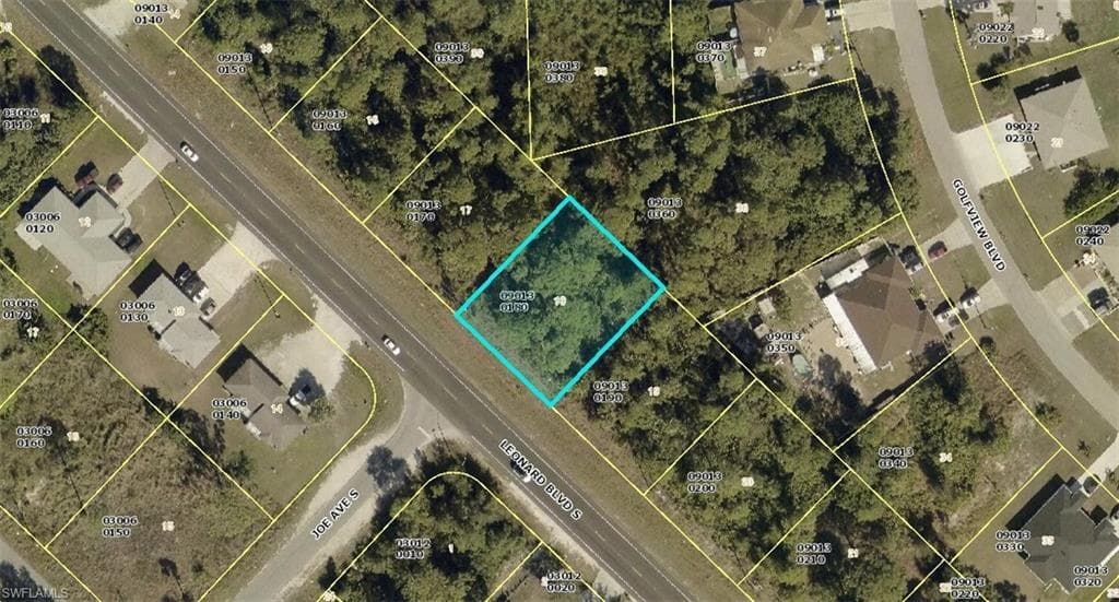 4948 Leonard BLVD S, LEHIGH ACRES FL 33973-1