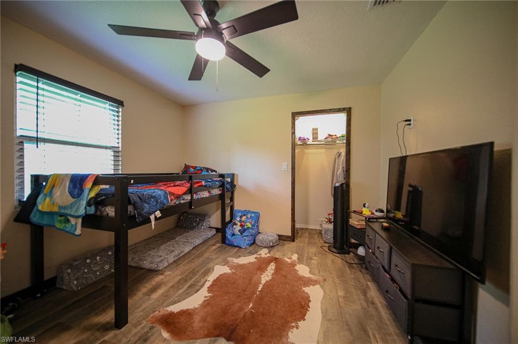 5961 Pangola RD, FORT MYERS FL 33905-19