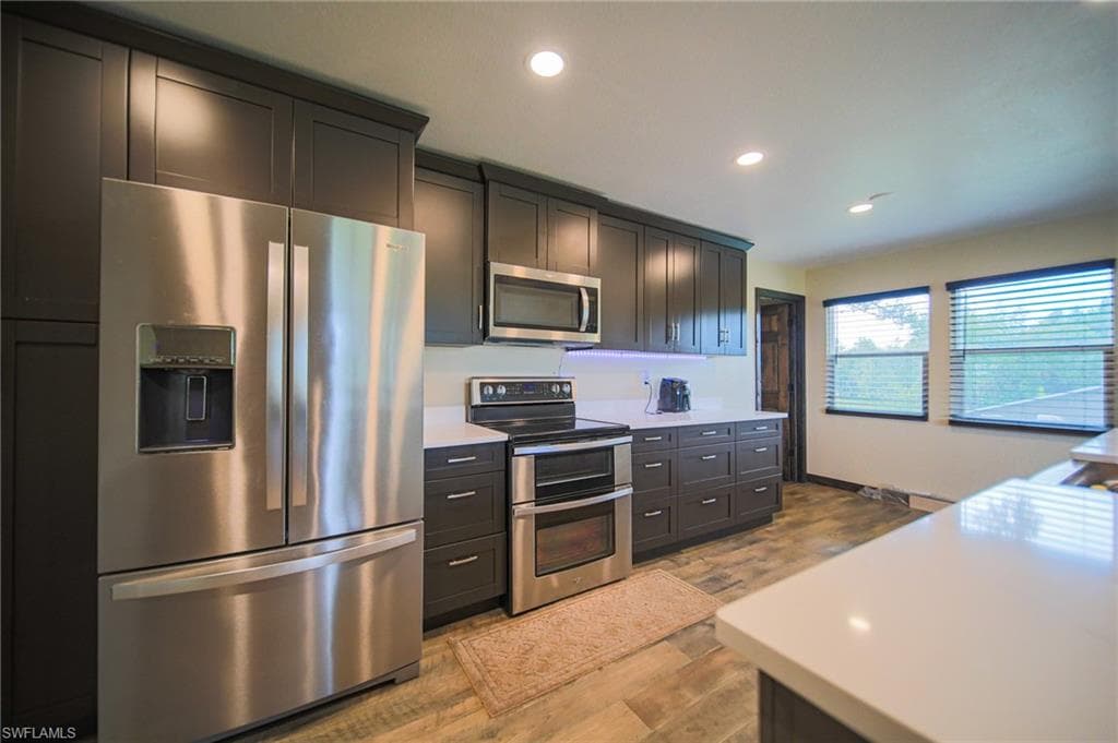 5961 Pangola RD, FORT MYERS FL 33905-14