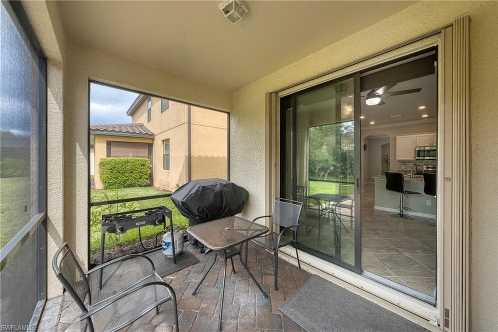 4228 Raffia Palm CIR, NAPLES FL 34119-32