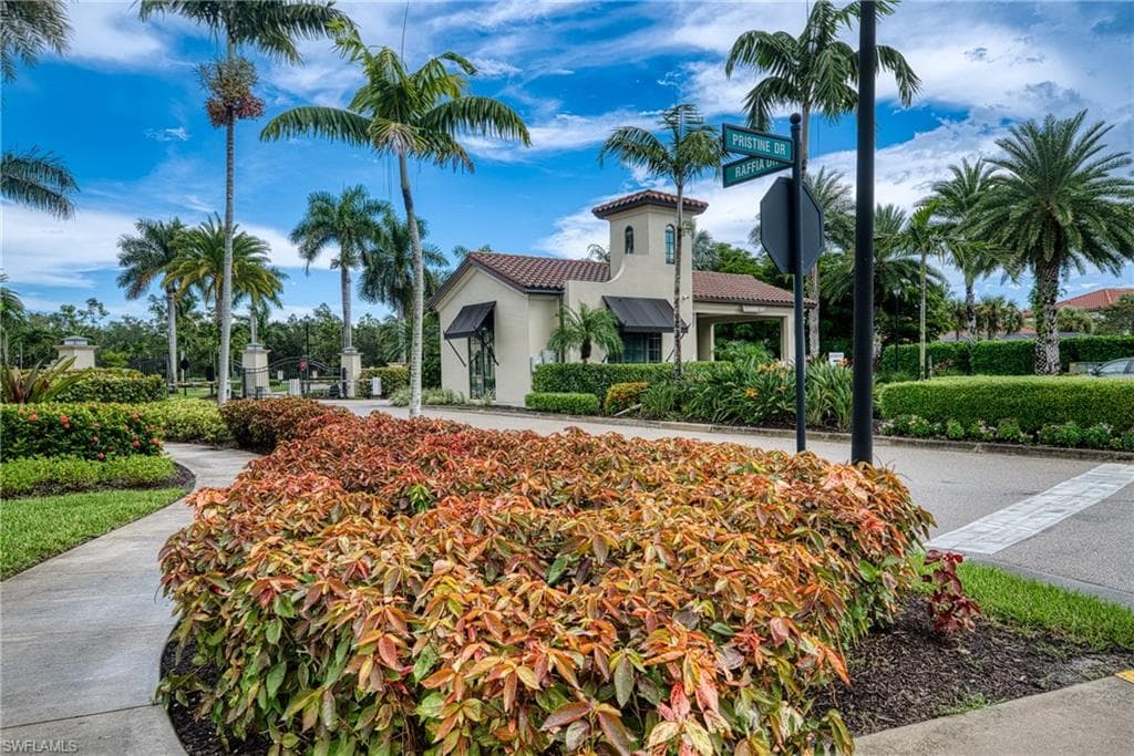 4228 Raffia Palm CIR, NAPLES FL 34119-40