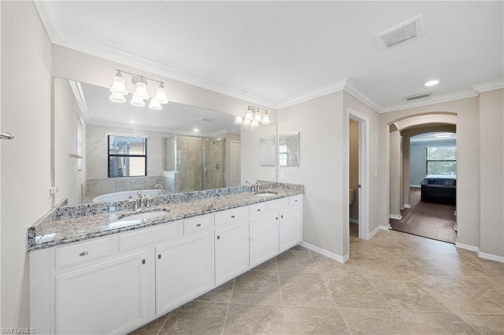 4228 Raffia Palm CIR, NAPLES FL 34119-20