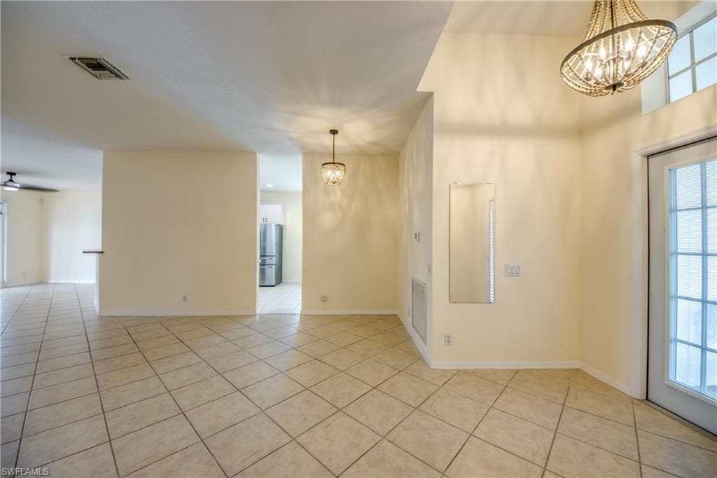 2060 Cape Heather CIR, CAPE CORAL FL 33991-5