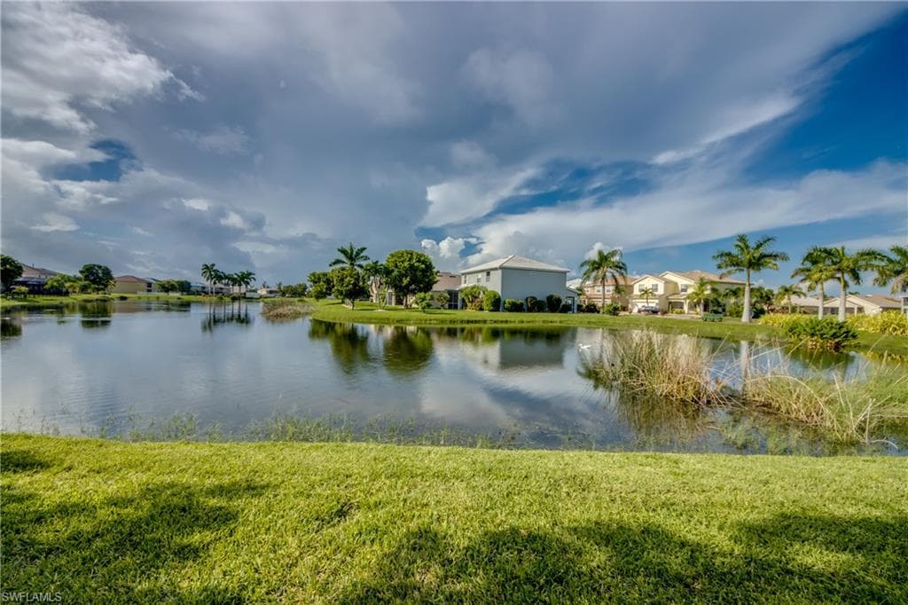 2060 Cape Heather CIR, CAPE CORAL FL 33991-41