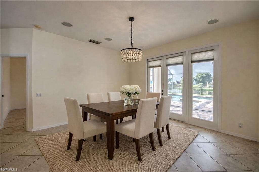 2060 Cape Heather CIR, CAPE CORAL FL 33991-14