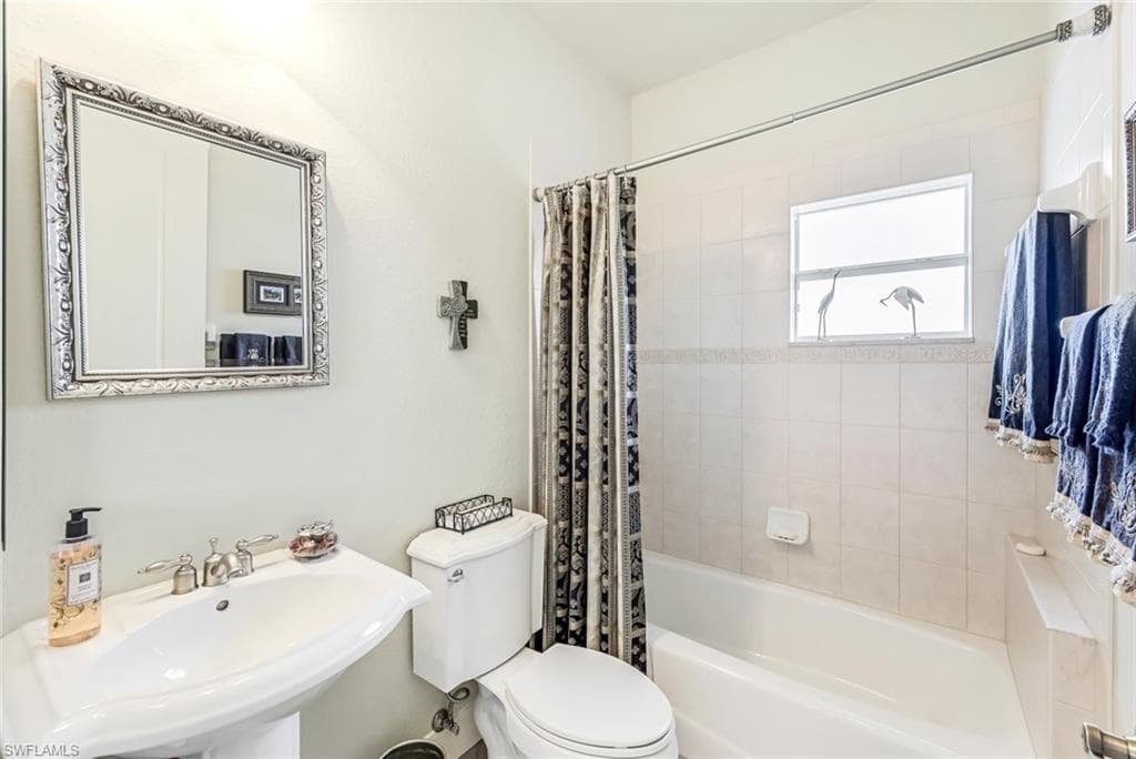 1911 SE 35th ST, CAPE CORAL FL 33904-26